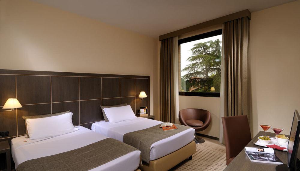 Savhotel Aemilia Bologna Exterior photo